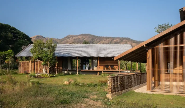 Baan Sao Yong Hin, ahşap ev