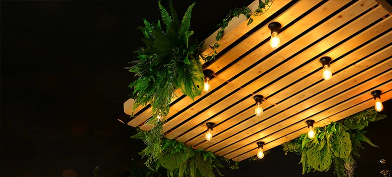 ahşap balkon süsü