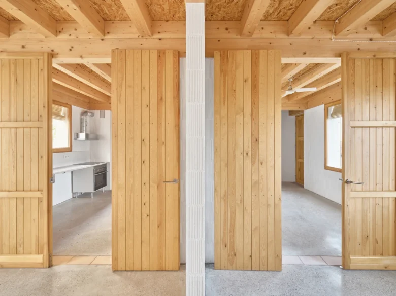 doğal ahşap sürgülü kapı