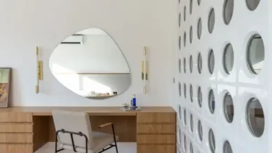 iç duvar bölmesi ve ayna